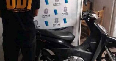 La policía secuestró una moto robada