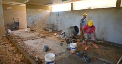 Continúa la remodelación de los sanitarios del Polideportivo